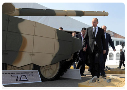 Prime Minister Vladimir Putin at the 8th International Exhibition of Arms and Military Equipment (REA 2011) in Nizhny Tagil