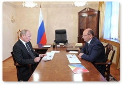 Председатель Правительства Российской Федерации В.В.Путин провёл рабочую встречу с губернатором Свердловской области А.С.Мишариным