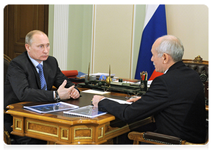 Prime Minister Vladimir Putin meeting with Head of the Republic of Bashkortostan Rustem Khamitov