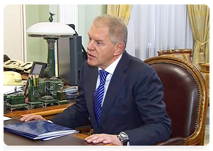 Head of the Federal Agency for Fishery Andrei Krainy at a meeting with Prime Minister Vladimir Putin
