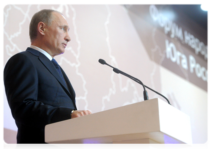 Prime Minister Vladimir Putin at the Forum of Ethnic Groups of Southern Russia