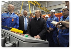 Председатель Правительства Российской Федерации В.В.Путин посетил Тихвинский вагоностроительный завод, где принял участие в церемонии запуска серийного производства