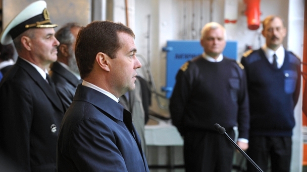 Dmitry Medvedev visits Admiralty Shipyard
