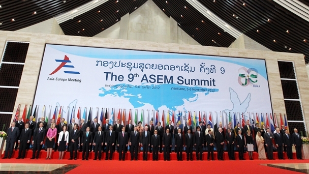 Photo session with the heads of the delegations to the Asia–Europe Meeting (ASEM) summit
