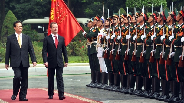 Ceremony of an official meeting between Dmitry Medvedev and his Vietnamese counterpart Nguyen Tan Dung