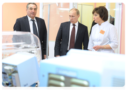 At the end of his working trip to the Kurgan Region, Prime Minister Vladimir Putin visits the regional perinatal centre under construction
