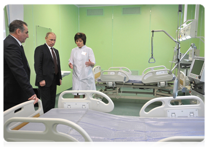 At the end of his working trip to the Kurgan Region, Prime Minister Vladimir Putin visits the regional perinatal centre under construction