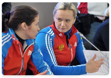 Members of the Russian national luge team Tatyana Ivanova and Alexandra Rodionova at a video conference on the development of training centres for Russian national teams
