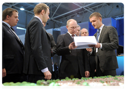 Prime Minister Vladimir Putin visits an exhibition of the Agency of Strategic Initiatives’ projects
