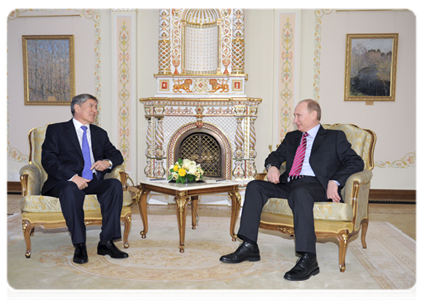Председатель Правительства Российской Федерации В.В.Путин провёл встречу с Президентом Киргизии А.Ш.Атамбаевым