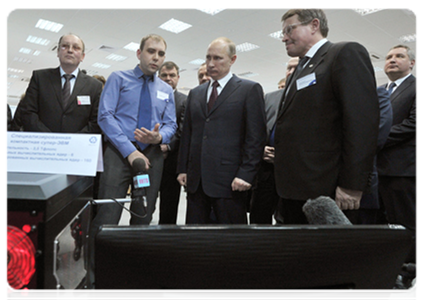 Prime Minister Vladimir Putin at the National Research Institute of Experimental Physics (VNIIEF), where he learnt about the latest developments at the nuclear centre
