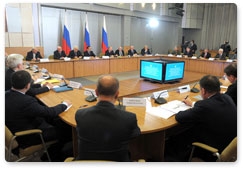 Председатель Правительства Российской Федерации В.В.Путин встретился с экспертами по тематике глобальных угроз национальной безопасности, укрепления обороноспособности и повышения боеготовности Вооружённых сил Российской Федерации