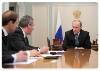Prime Minister Vladimir Putin chairs a meeting on issues of military-technical cooperation