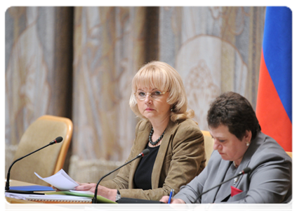 Minister of Healthcare and Social Development Tatyana Golikova and Deputy Chairperson of the Federation Council of the Federal Assembly Svetlana Orlova during the extended meeting of the Board of the Ministry of Healthcare and Social Development