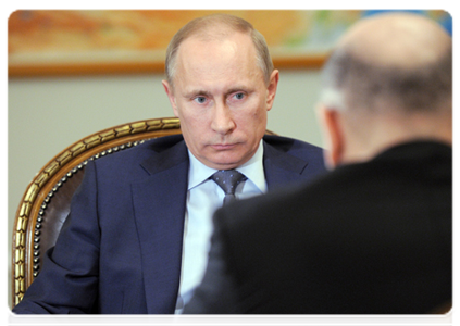 Prime Minister Vladimir Putin meets with Federal Taxation Service head Mikhail Mishustin