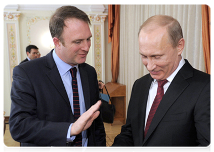 Председатель Правительства Российской Федерации В.В.Путин и главный редактор газеты «Таймс» Джеймс Хардинг