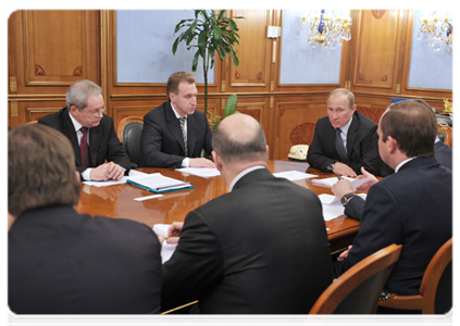 Prime Minister Vladimir Putin holds a meeting on the development of the Far East and Eastern Siberia