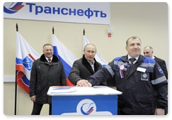Председатель Правительства Российской Федерации В.В.Путин принял участие в тестовом запуске второй очереди Балтийской трубопроводной системы (БТС-2) в порту Усть-Луга