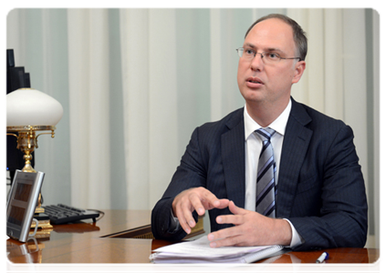 Russian Direct Investment Fund CEO Kirill Dmitriev at a meeting with Prime Minister Vladimir Putin