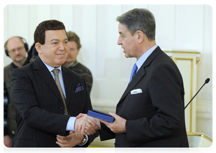 Culture Minister Alexander Avdeyev and singer Iosif Kobzon during the awards ceremony of the 2011 Russian Government Prizes in Culture
