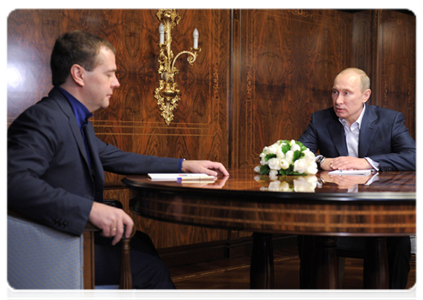 Dmitry Medvedev meets with Vladimir Putin in Sochi