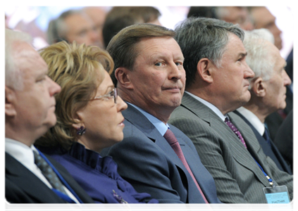 Federation Council Speaker Valentina Matviyenko and Chief of Staff of the Presidential Executive Office Sergei Ivanov at the meeting of the Russian Geographic Society’s Board of Trustees