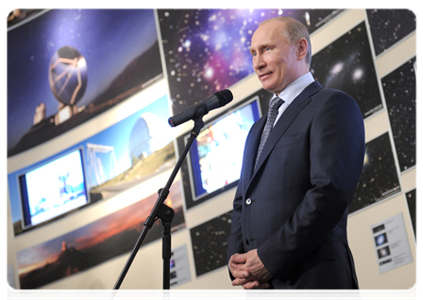 Prime Minister Vladimir Putin presenting the government’s annual Yury Gagarin Prizes to members of the first cosmonaut crew