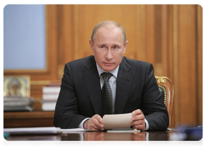 Prime Minister Vladimir Putin holding a meeting on promoting the development of the continental shelf