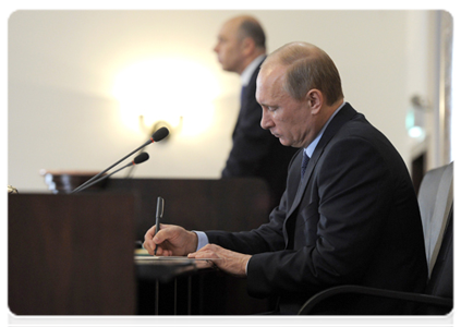 Prime Minister Vladimir Putin at an extended meeting of the Finance Ministry Board