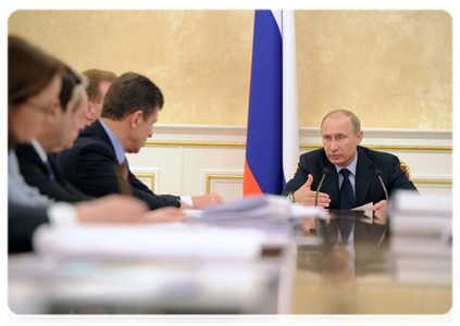 Prime Minister Vladimir Putin at a meeting on budgetary planning for 2013-2015