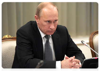 Prime Minister Vladimir Putin meets with members of Russian Antarctic Expedition
