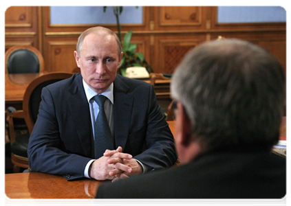 Prime Minister Vladimir Putin meeting with VTB Bank President Andrei Kostin