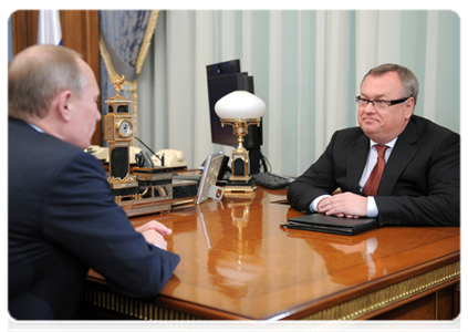 VTB Bank President Andrei Kostin at a meeting with Prime Minister Vladimir Putin