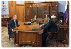 Председатель Правительства Российской Федерации В.В.Путин провёл рабочую встречу с главой Карачаево-Черкесии Р.Б.Темрезовым