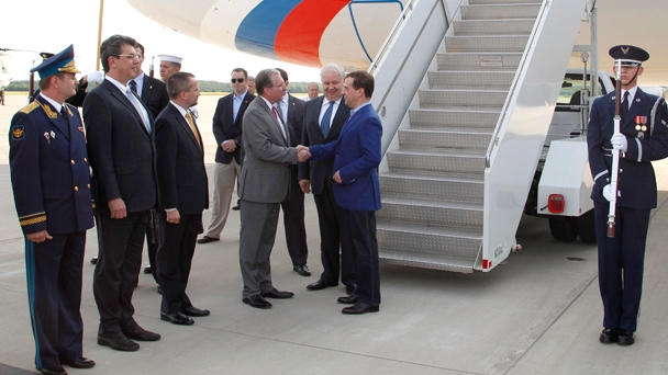 Председатель Правительства Российской Федерации Д.А.Медведев прибыл в США на встречу глав государств и правительств «Группы восьми»