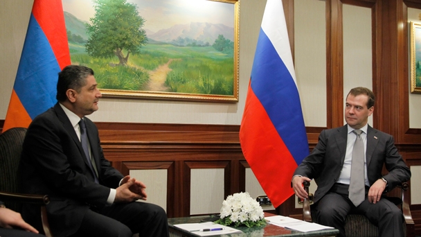 Prime Minister Dmitry Medvedev meets with Armenian Prime Minister Tigran Sargsyan