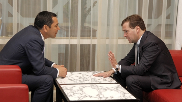 Prime Minister Dmitry Medvedev meets with Prime Minister of Kyrgyzstan Omurbek Babanov