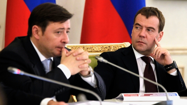 Prime Minister Dmitry Medvedev and Deputy Prime Minister, Presidential Plenipotentiary Envoy to the North Caucasus Federal District Alexander Khloponin
