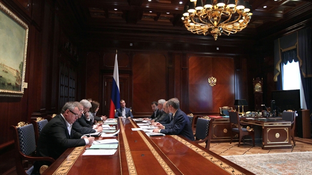 Председатель Правительства Российской Федерации Д.А.Медведев провёл совещание по финансовым рынкам