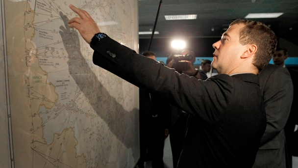 Prime Minister Dmitry Medvedev visiting the Moscow Automated Air Traffic Control Centre at Vnukovo Airport
