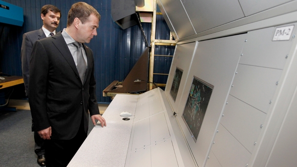 Prime Minister Dmitry Medvedev visiting the Moscow Automated Air Traffic Control Centre at Vnukovo Airport