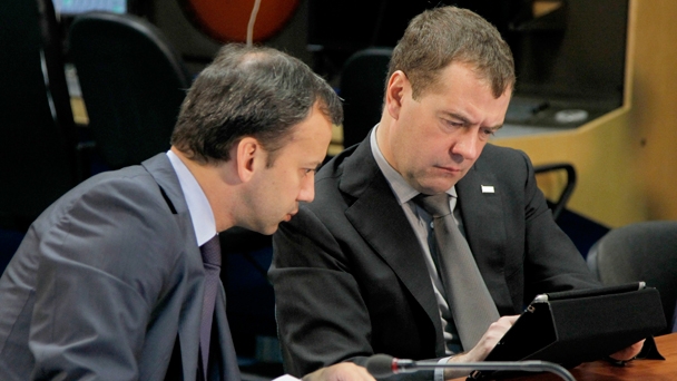 Председатель Правительства Российской Федерации Д.А.Медведев и заместитель Председателя Правительства Российской Федерации А.В.Дворкович