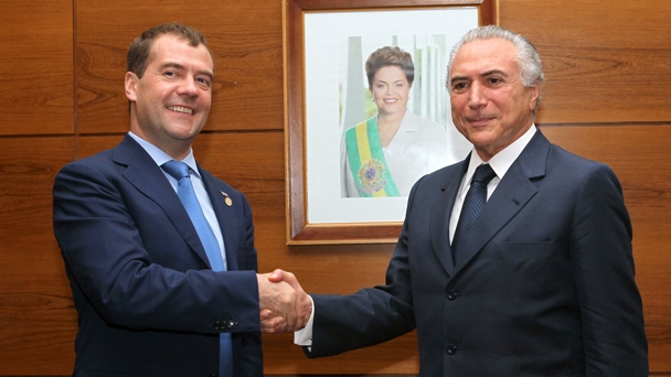Prime Minister Dmitry Medvedev speaking with Brazil’s Vice President Michel Temer during the Rio+20 UN Conference