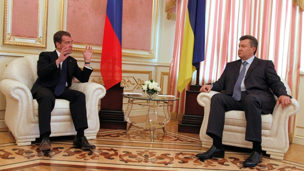 Prime Minister Dmitry Medvedev meeting with Ukrainian President Viktor Yanukovych