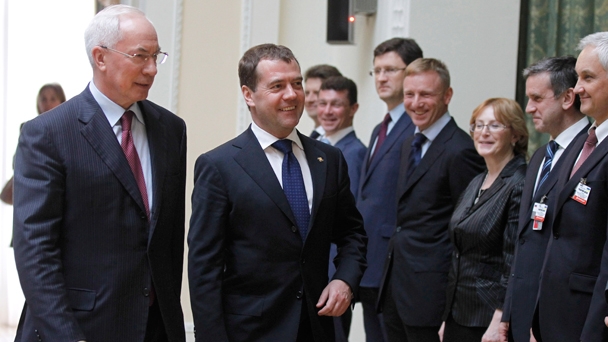 Prime Minister Dmitry Medvedev meeting with Ukrainian Prime Minister Mykola Azarov