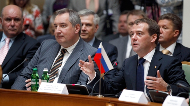 Prime Minister Dmitry Medvedev and Deputy Prime Minister Dmitry Rogozin at the meeting of the Economic Cooperation Committee of the Russian-Ukrainian Interstate Commission
