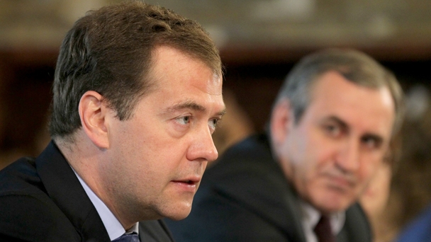 Prime Minister Dmitry Medvedev at a meeting with the leaders of the United Russia Party