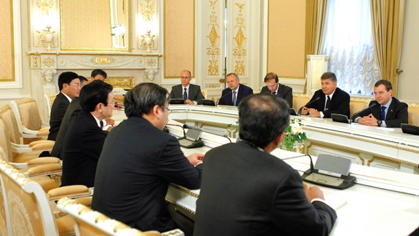 Prime Minister Dmitry Medvedev meeting with President of the Socialist Republic of Vietnam Truong Tan Sang