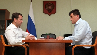 Председатель Правительства Российской Федерации Д.А.Медведев провёл рабочую встречу с губернатором Волгоградской области С.А.Боженовым