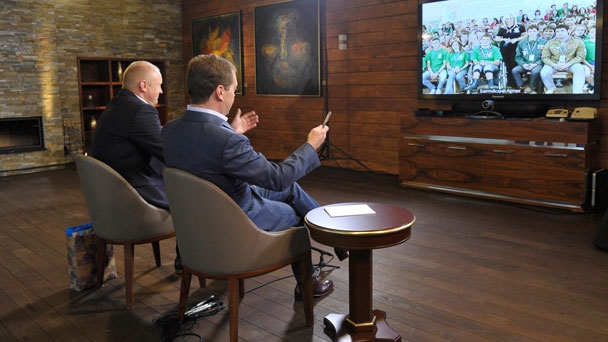 Prime Minister Dmitry Medvedev chairs a videoconference with participants in the International Youth Forum, Baltic Artek 2012